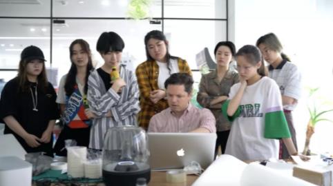 Parsons前招生官服裝設(shè)計(jì)留學(xué)輔導(dǎo)